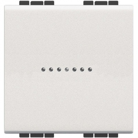Выключатель аксиальный 1-кл 10А 2мод. Livinglight авт. клеммы бел. Leg BTC N4051M2AN 1215832