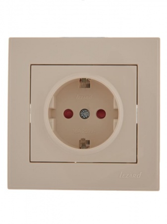 Розетка 1-м СП Рейн защ. шторки керам. с заземл. крем Lezard 703-0303-124 388715
