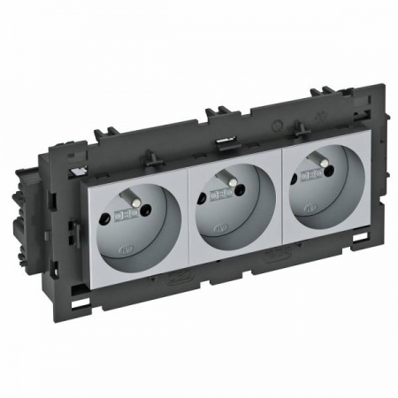 Розетка 3-м 0град. Modul45connect франц. стандарт 250В 16А серебр. OBO 6120652 1246745