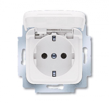 Розетка Reflex 2P+E с защ. крышкой ABB 2018-0-0778 31168