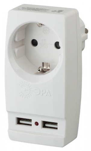 Адаптер SP-1e-USB-W "Polynom" 1-м 220В+ 2xUSB 2100мА c зазeмл. бел. ЭРА Б0026332 1232247