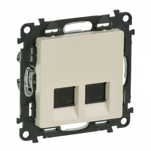 Механизм розетки комп. 2-м Valena Life RJ45 CAT.5E UTP с лицевой панелью сл. кость Leg 753541 1181845