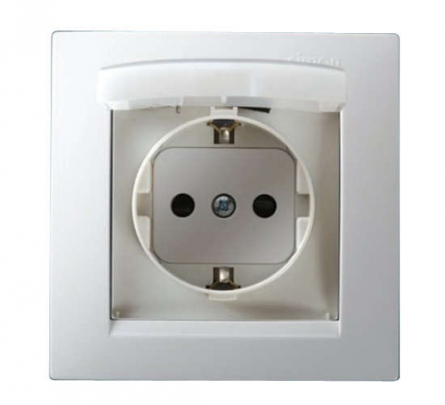 Розетка 1-м СП Simon15 с защ. крышкой защ. шторки с заземл. IP44 бел. Simon 1590450-030 148064