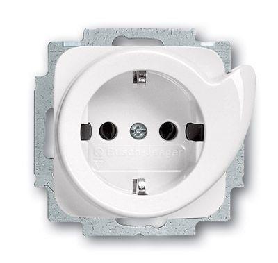 Розетка Reflex 2P+E с выталкиванием вилки ABB 2011-0-2605 31161
