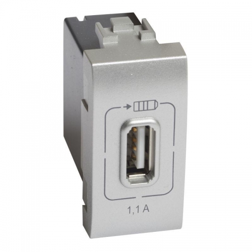 Розетка USB Mosaic 1мод. 1.1А 230/5В алюм. Leg BTC NT4285C1 1230047